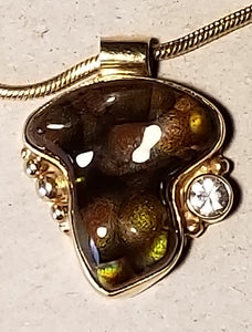 Fire agate and Sapphire Pendant 14K yellow gold